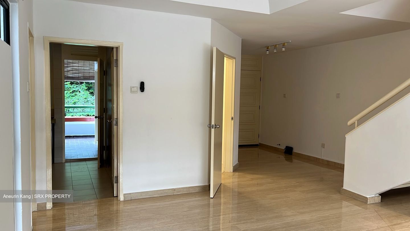 Villa Delle Rose (D10), Condominium #586498521